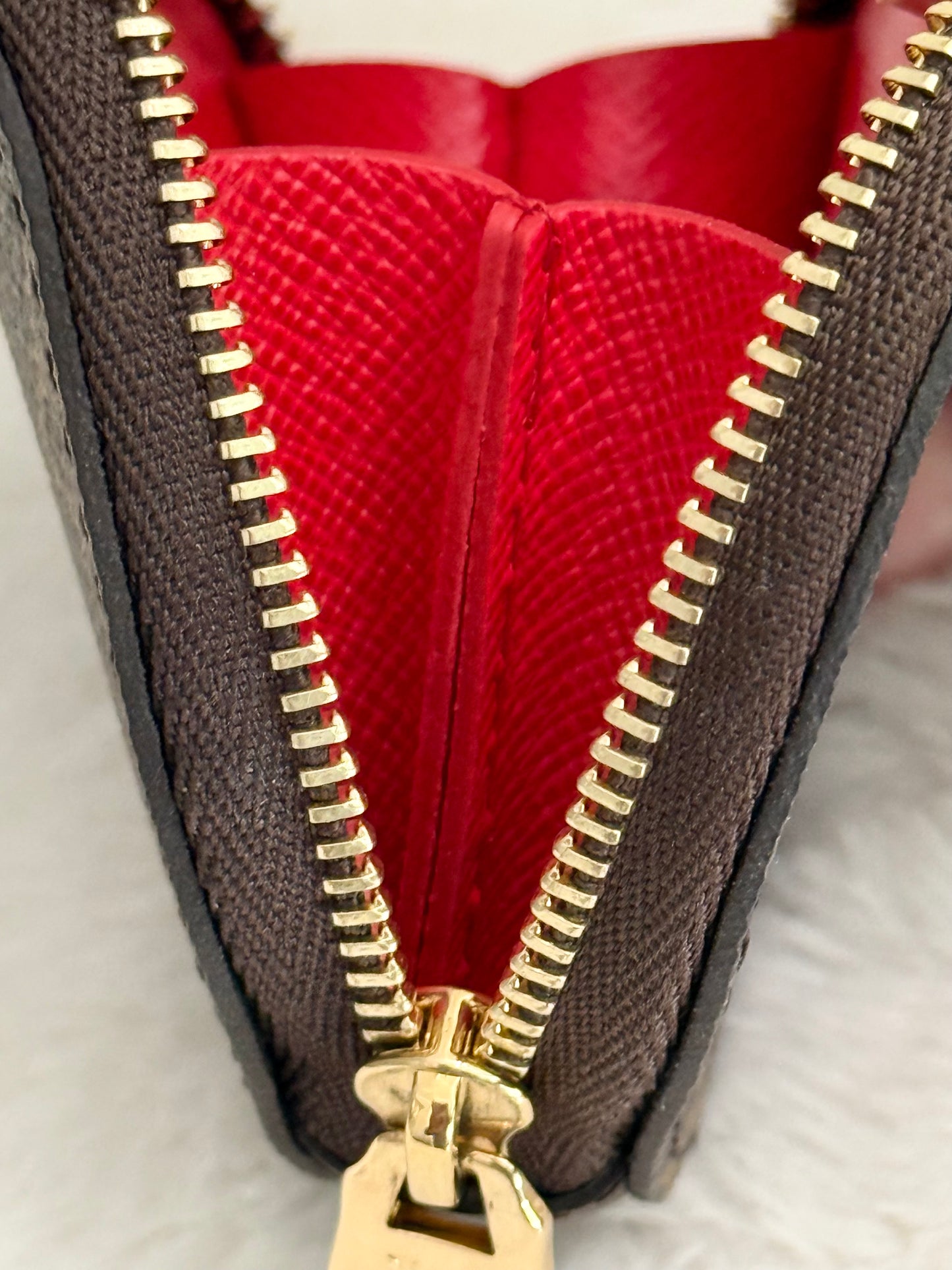 Louis Vuitton Onthego East West in Reverse Mono