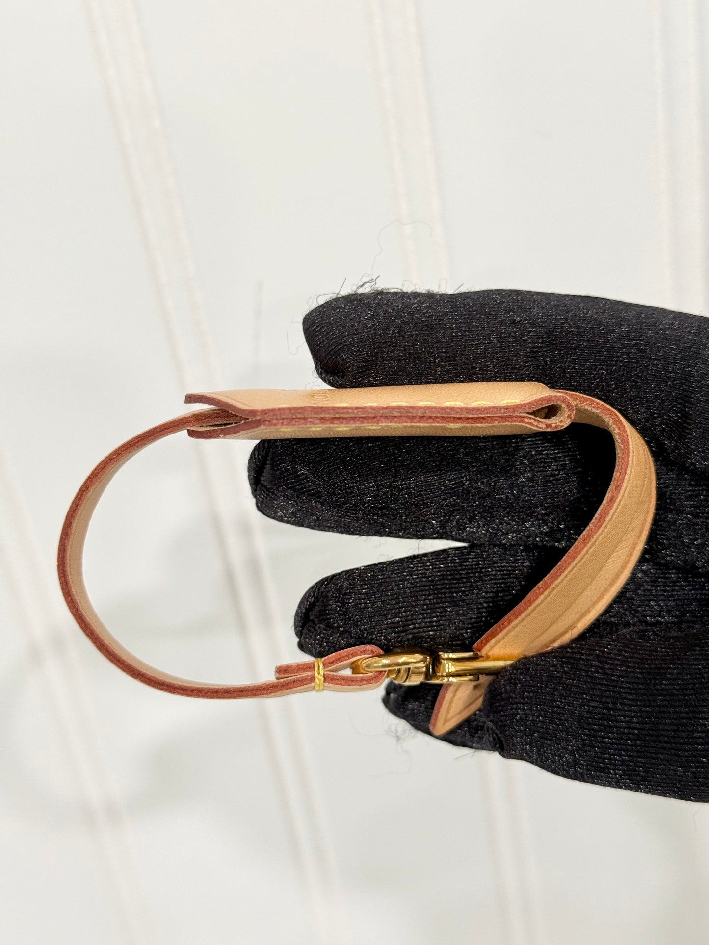 Louis Vuitton Vachetta Clochette with Clasp End