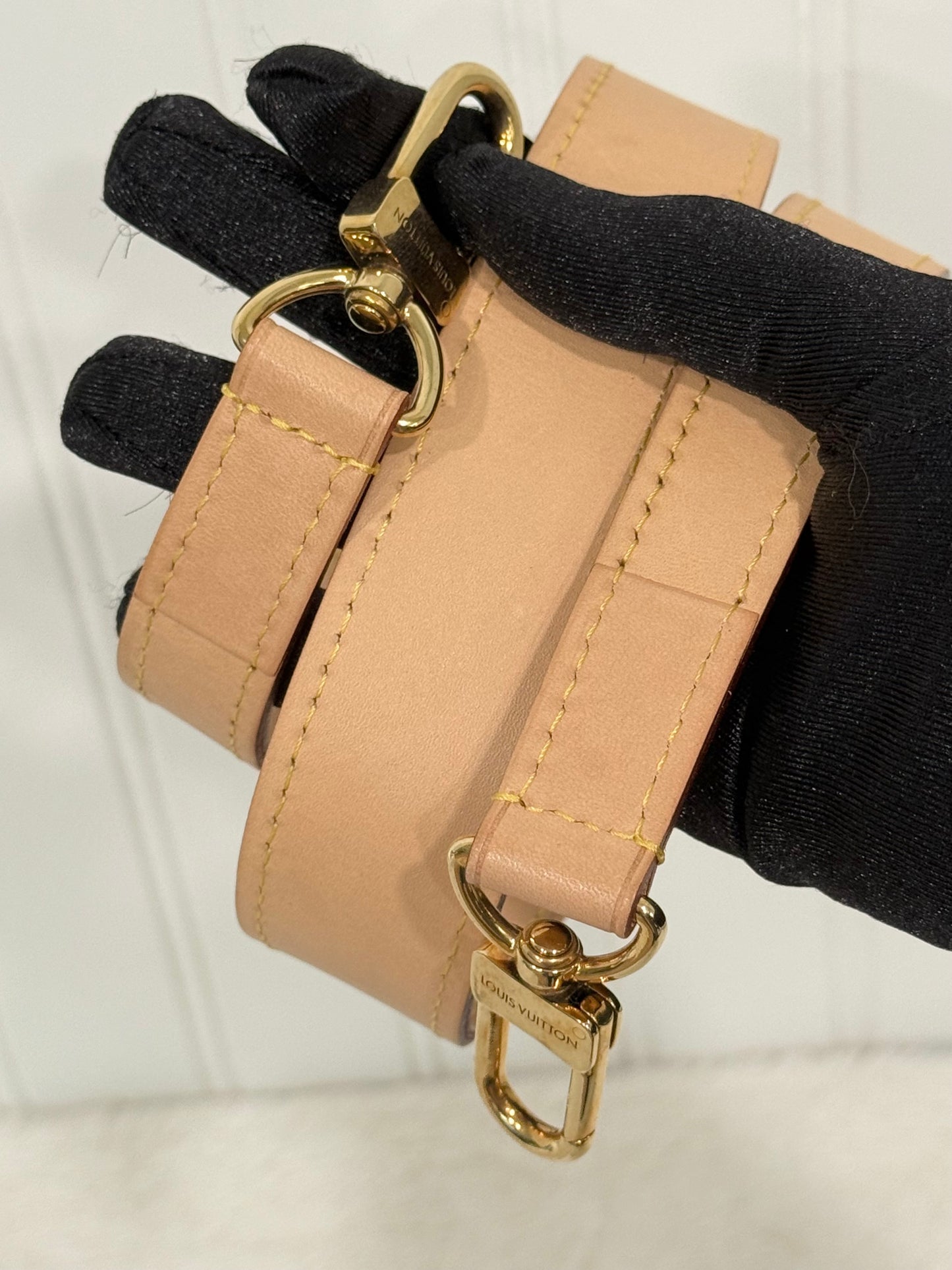 Louis Vuitton Vachetta Shoulder Non Adjustable Strap