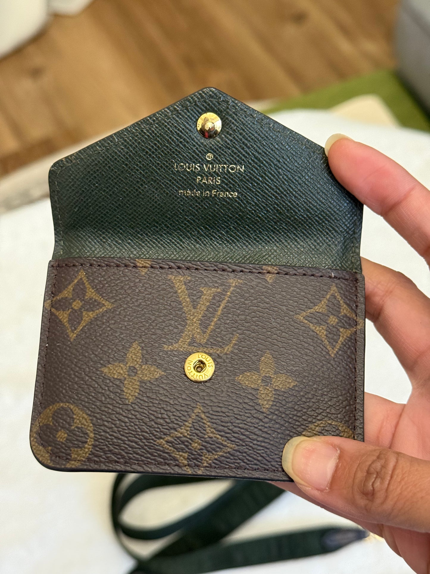 Louis Vuitton Card Pouch Mono