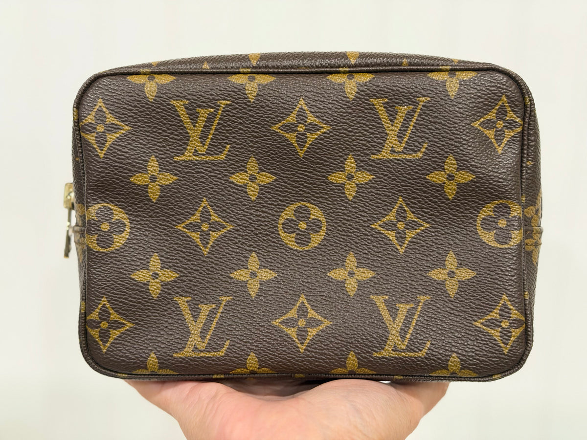 Louis Vuitton Vintage Trousse Toilette/Toiletry 18 Mono