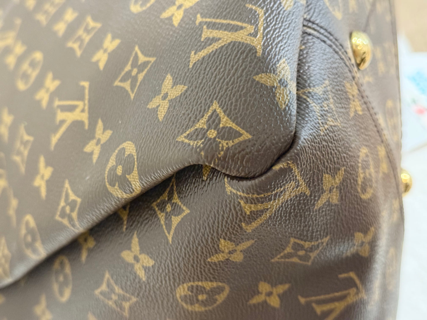 Louis Vuitton Artsy MM Mono