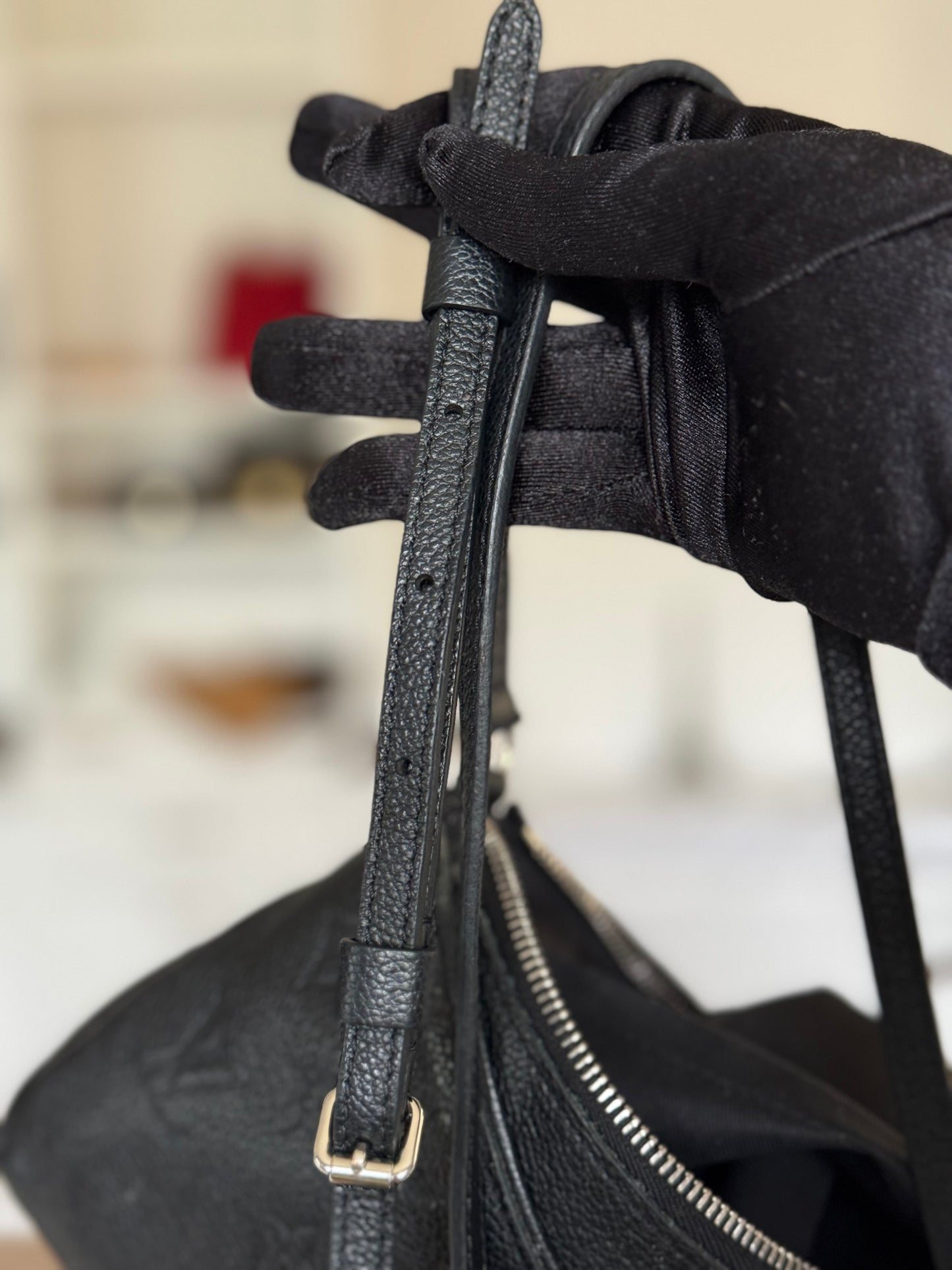Louis Vuitton Pallas Clutch Black Empreinte