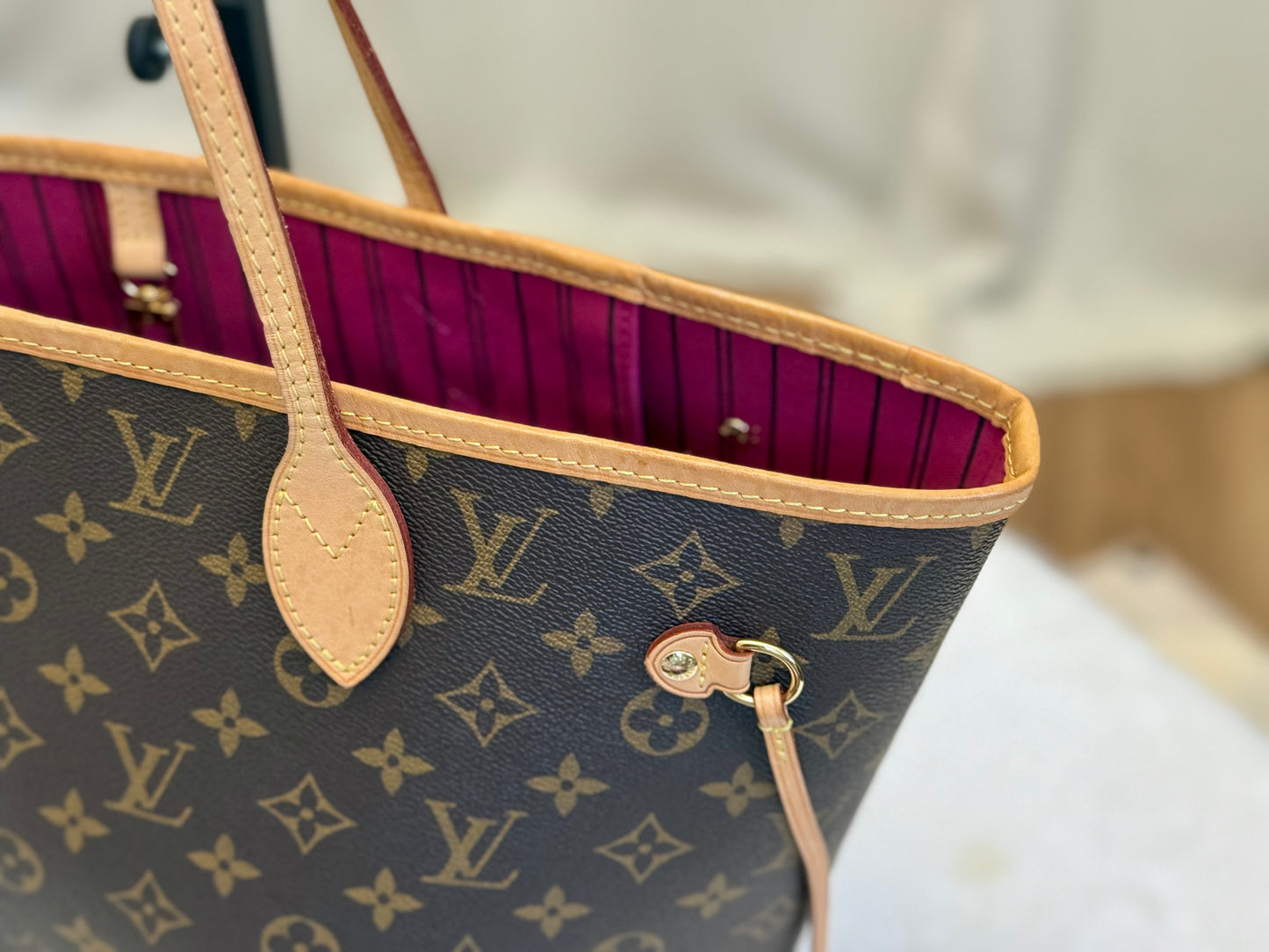 Louis Vuitton Neverfull MM Mono Pivoine
