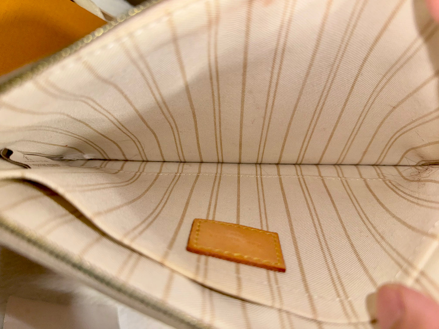 Louis Vuitton Neverfull MM/GM Damier Azur Beige