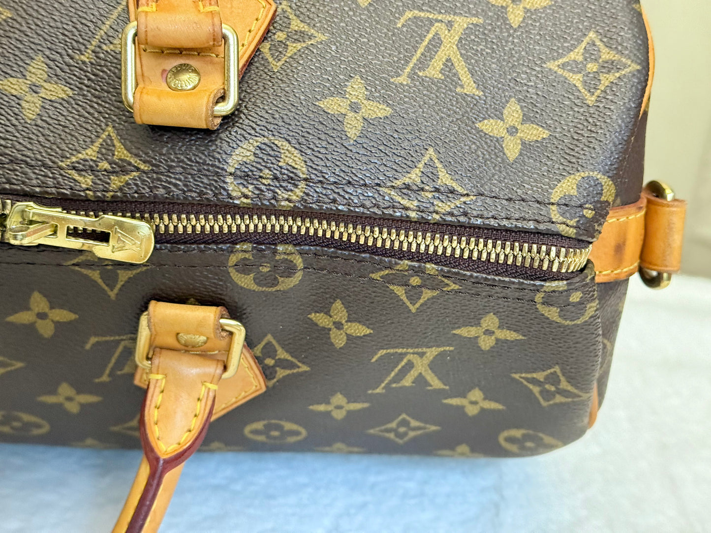 Louis Vuitton Speedy Bandouliere 35 Mono