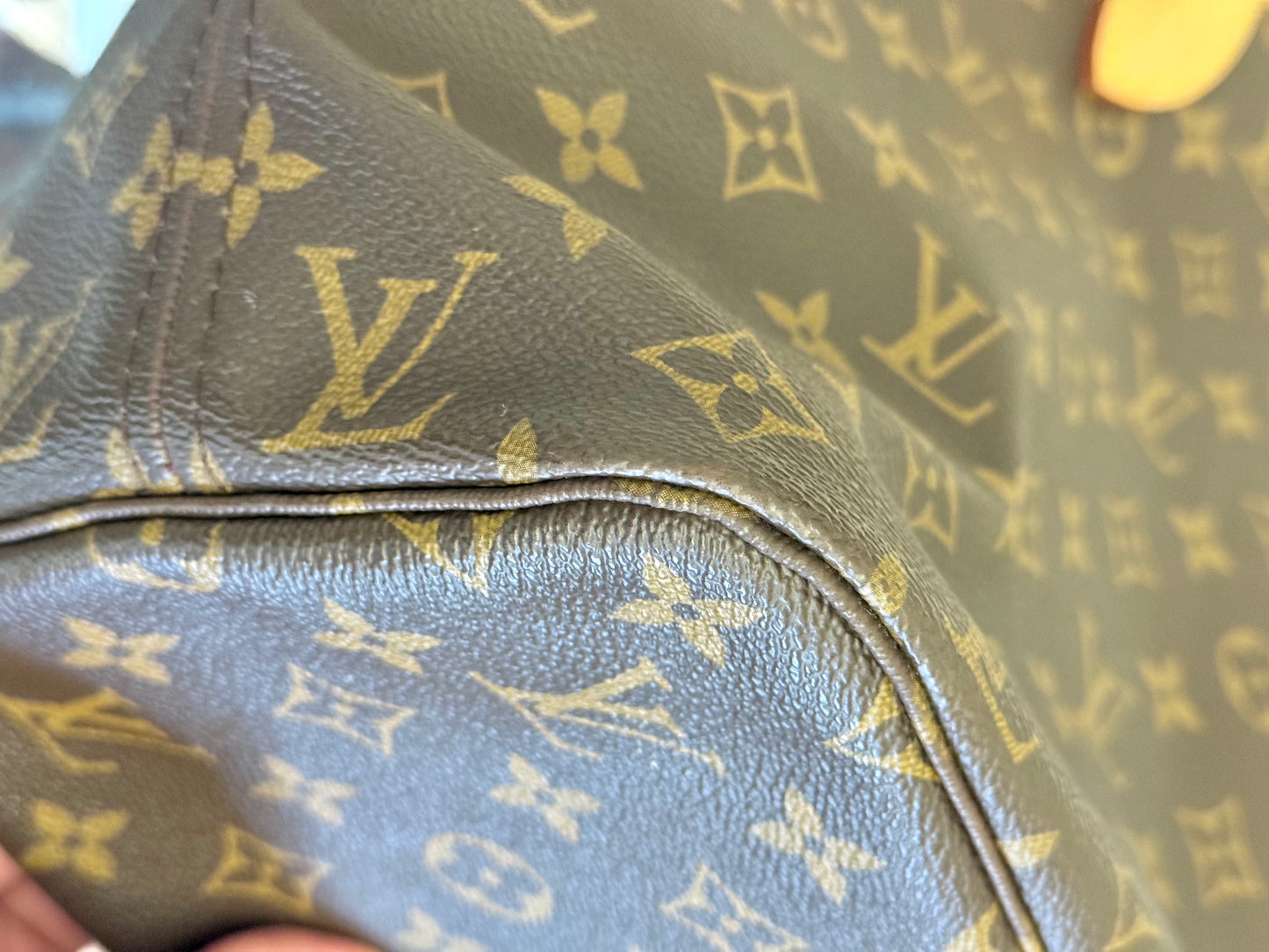 Louis Vuitton Neverfull MM Mono Pivoine