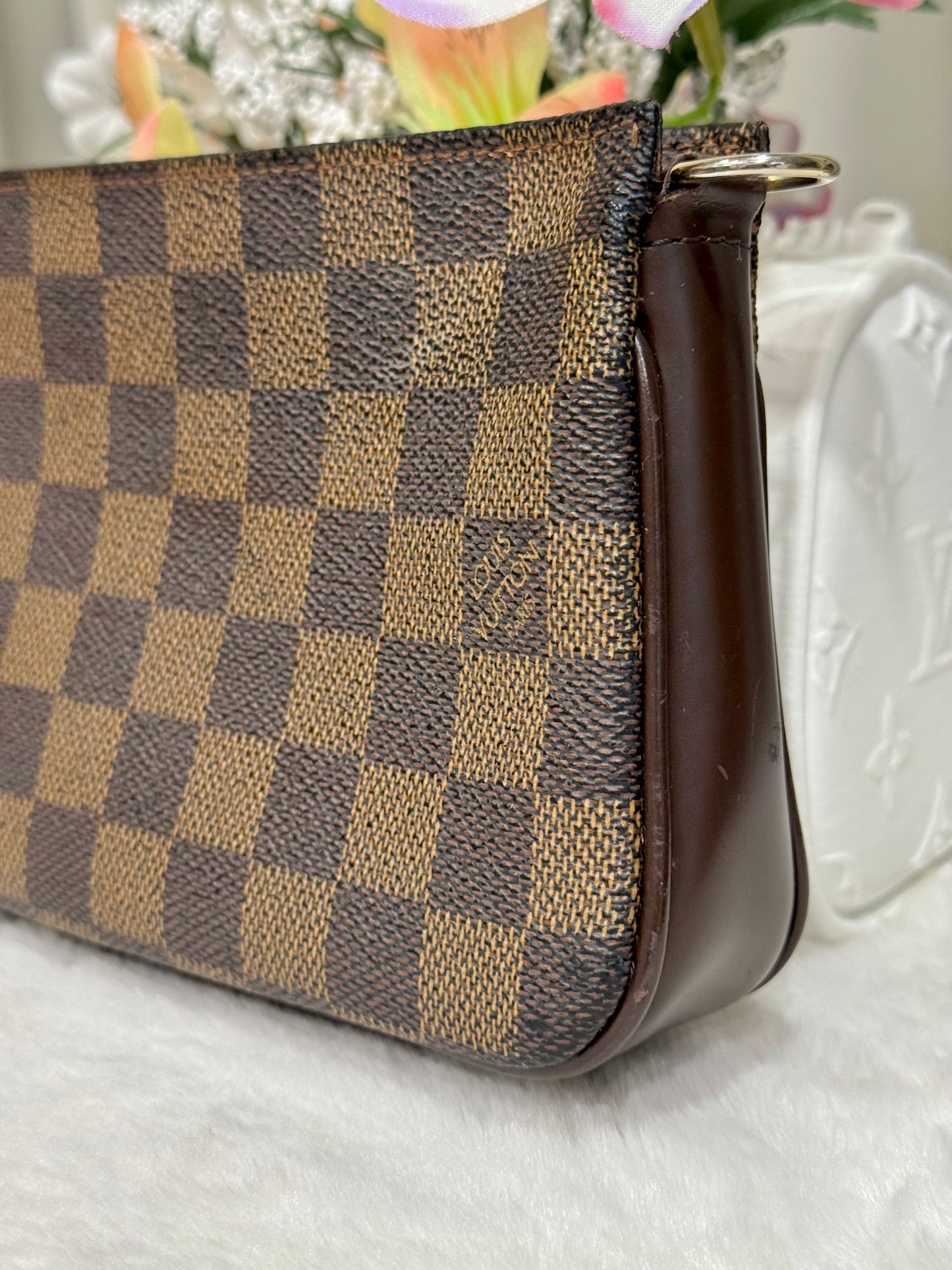 Louis Vuitton Navona Pochette Accessoires Damier Ebene