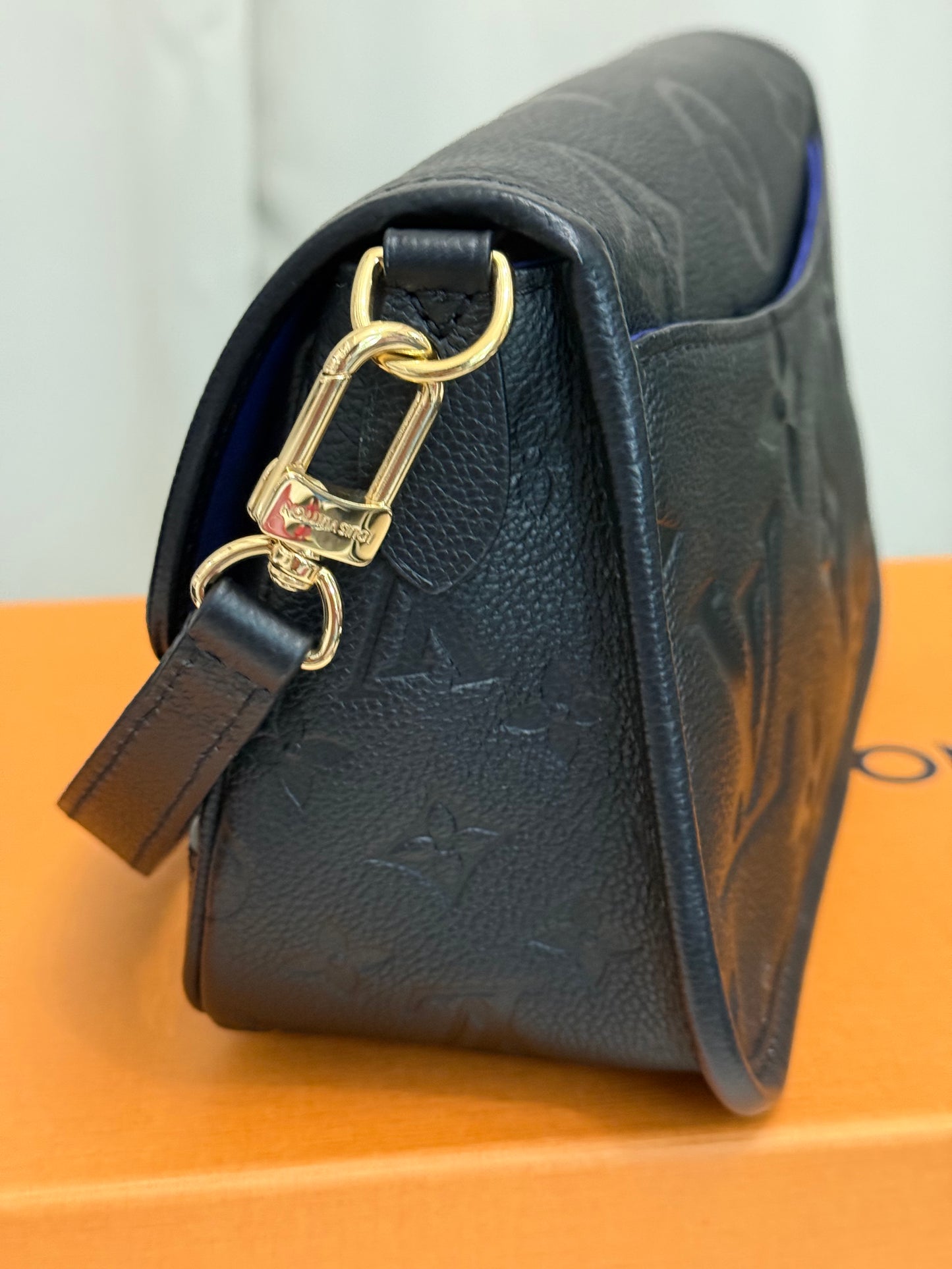Louis Vuitton Diane Empreinte Noir