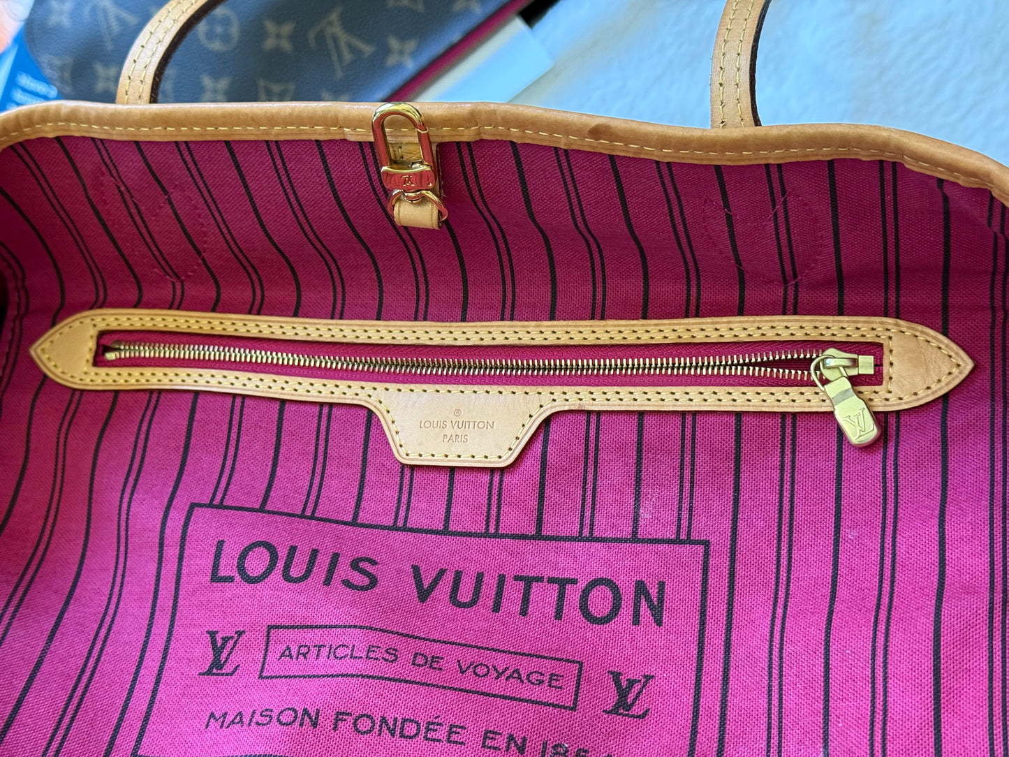 Louis Vuitton Neverfull GM Mono Pivoine Bag and Pouch