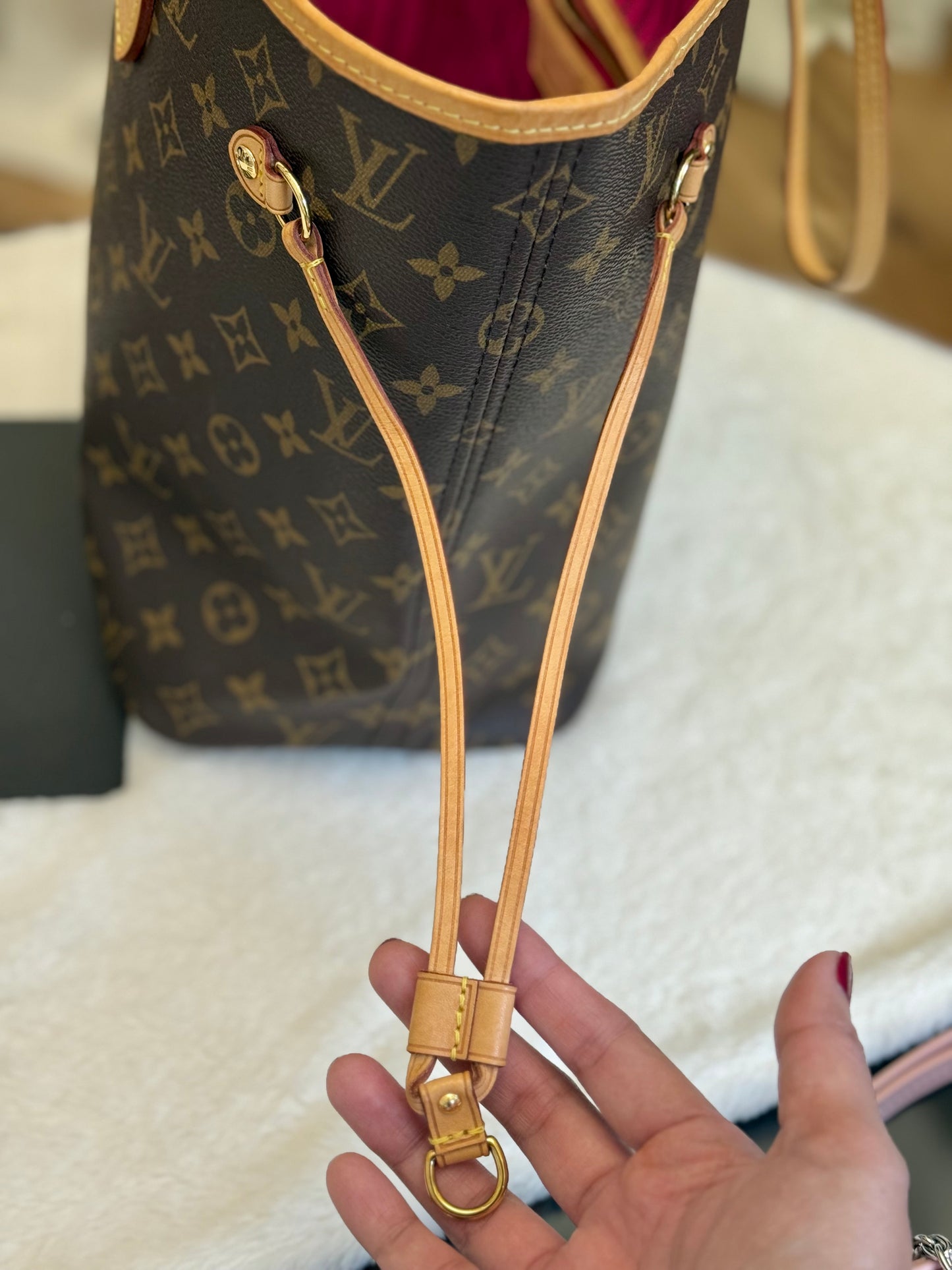 Louis Vuitton Neverfull MM Mono Pivoine
