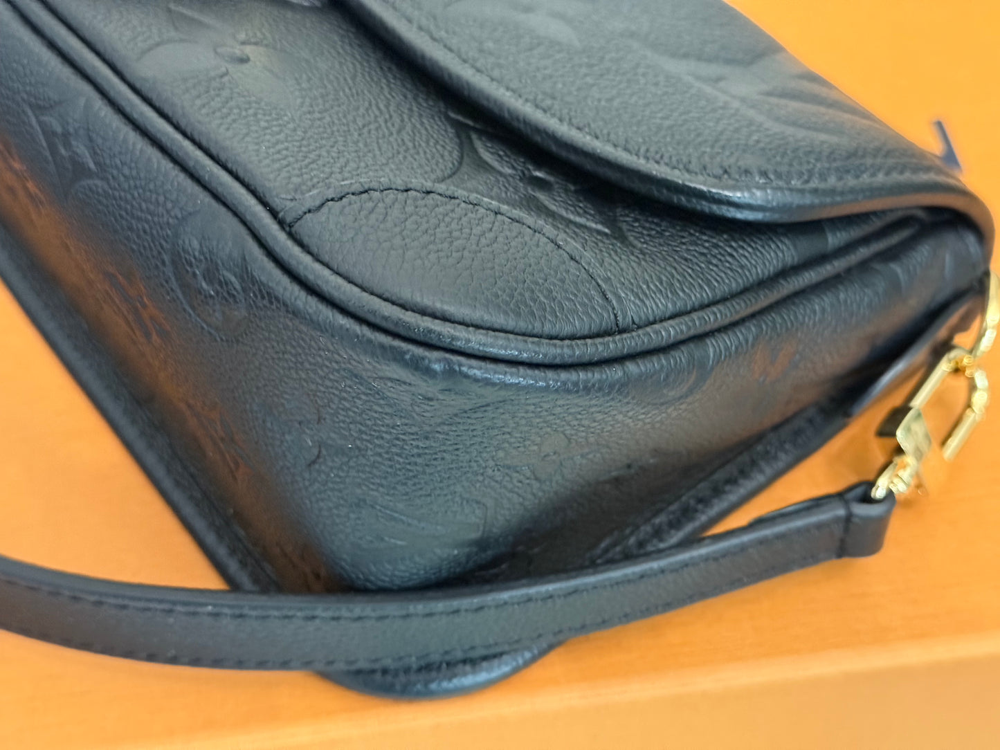 Louis Vuitton Diane Empreinte Noir