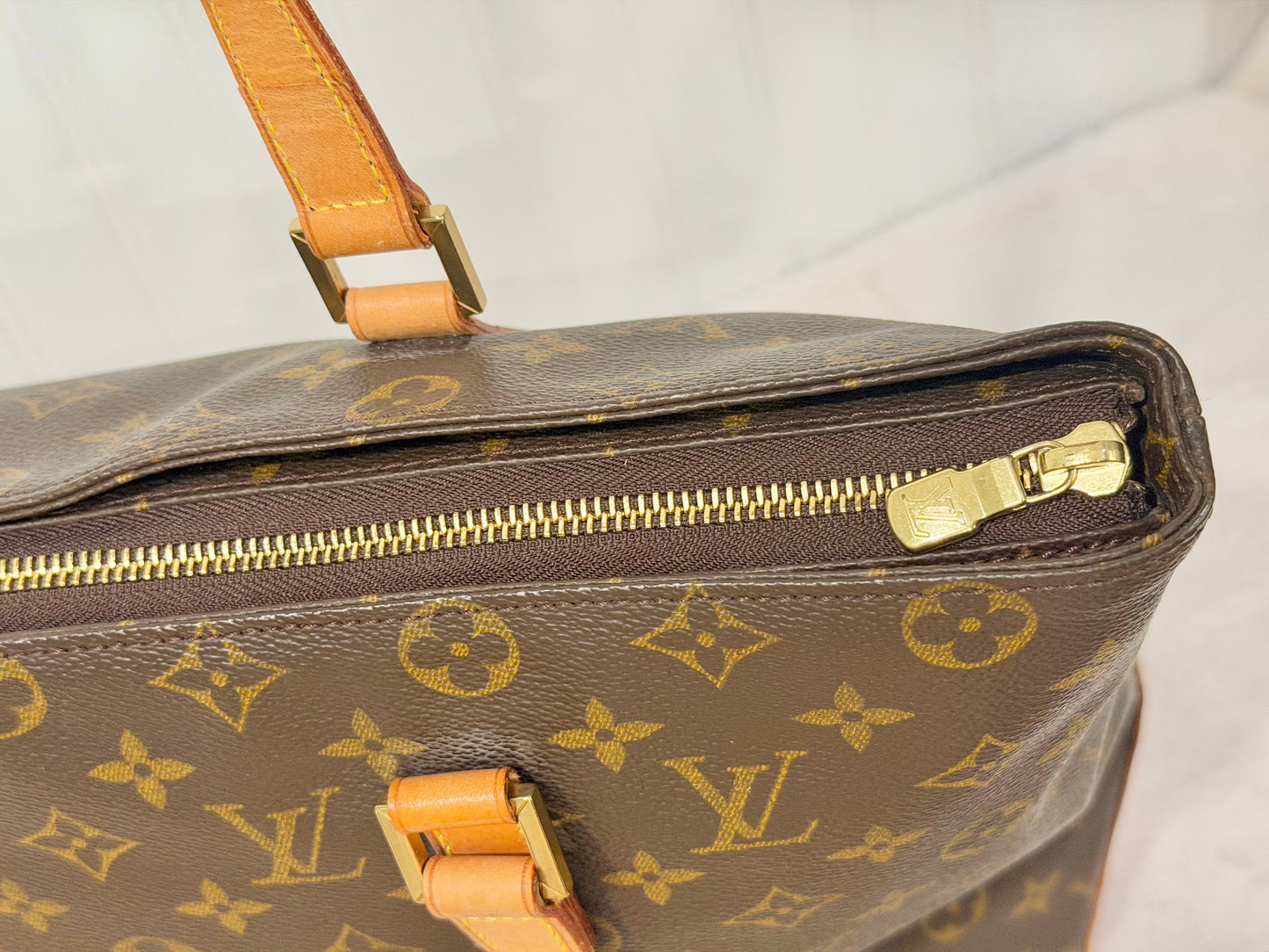 Louis Vuitton Cabas Mezzo Mono