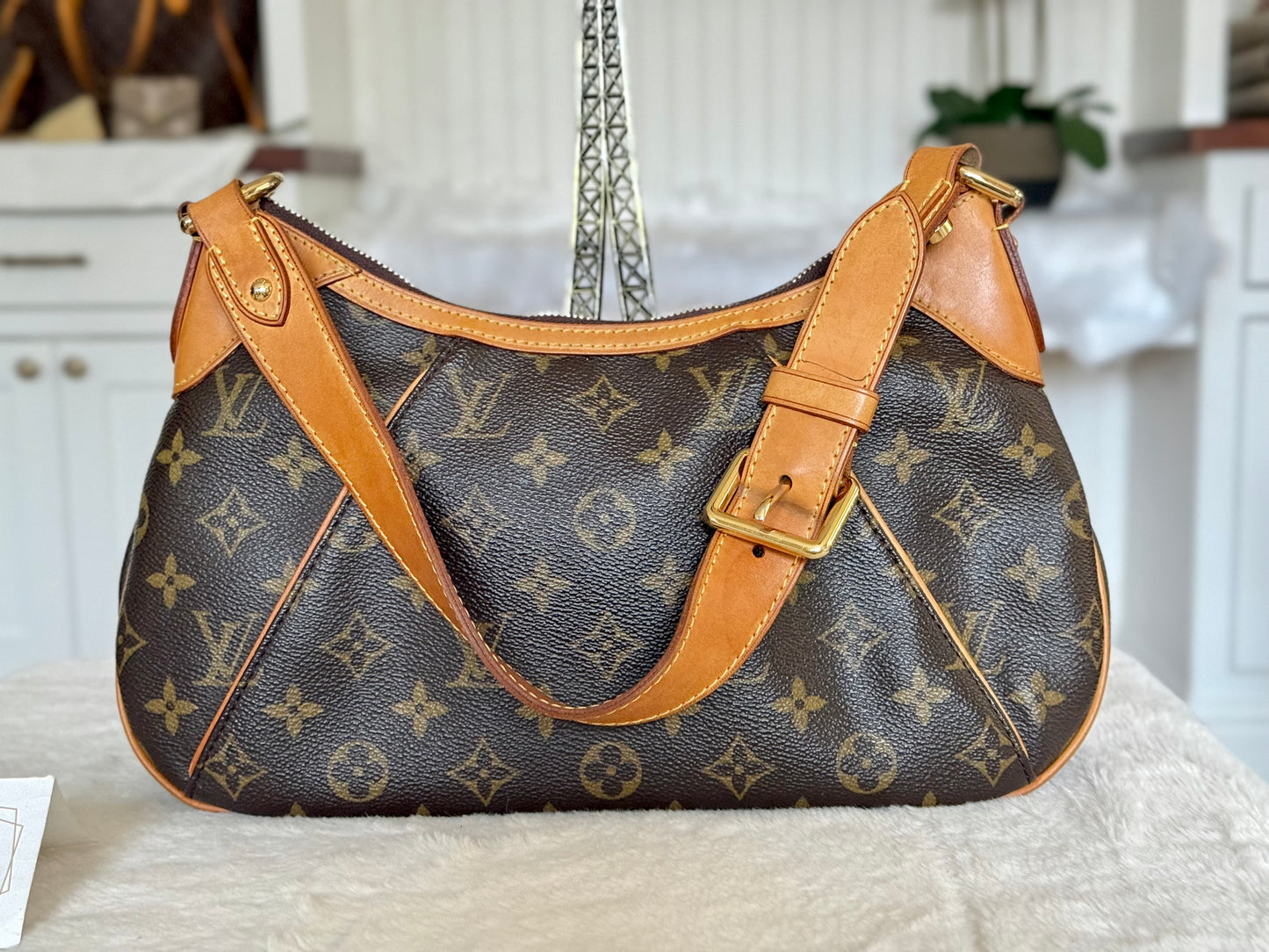 Louis Vuitton Thames PM Mono