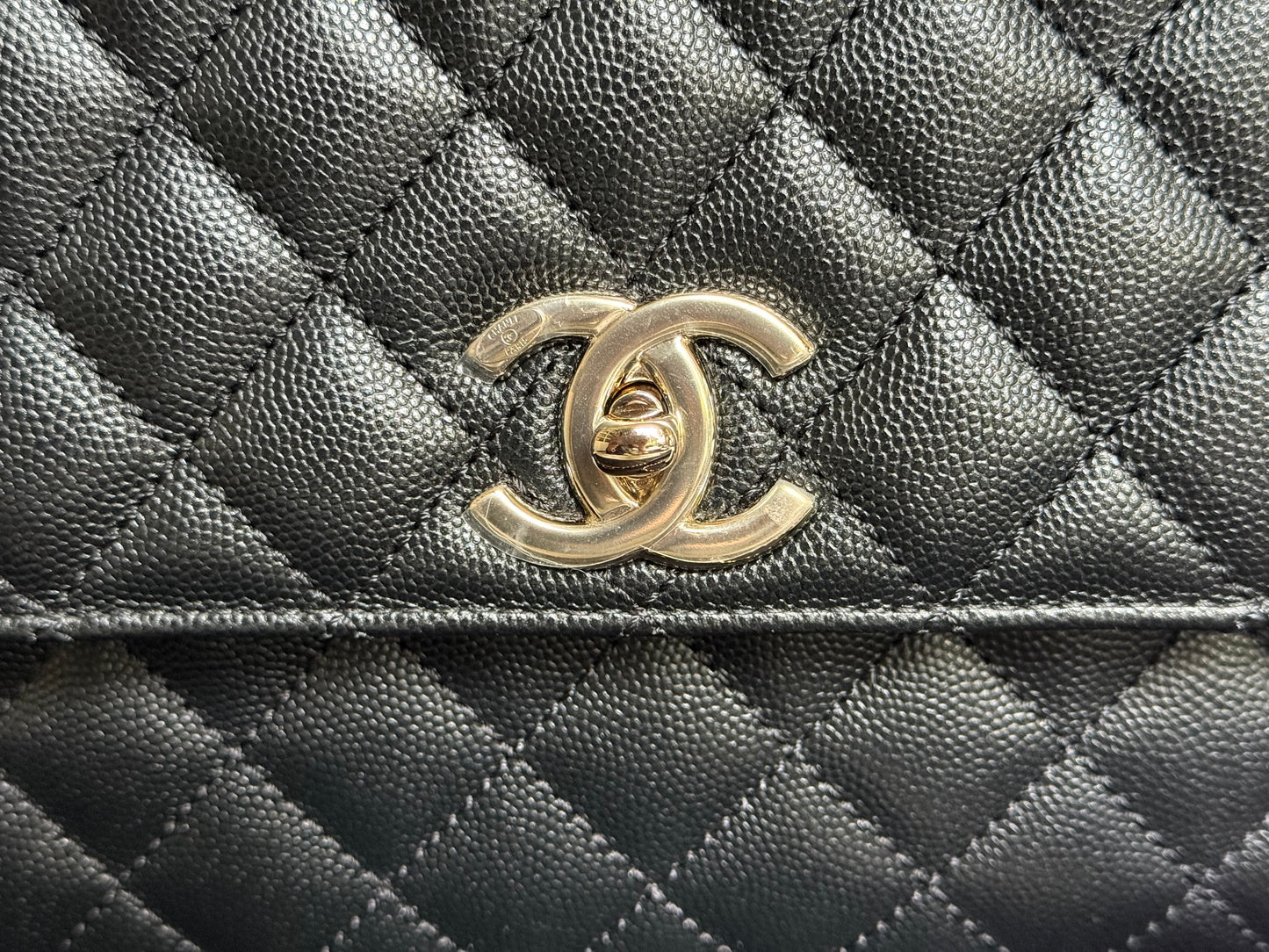 Chanel Coco Handle Black Caviar Champagne GHW