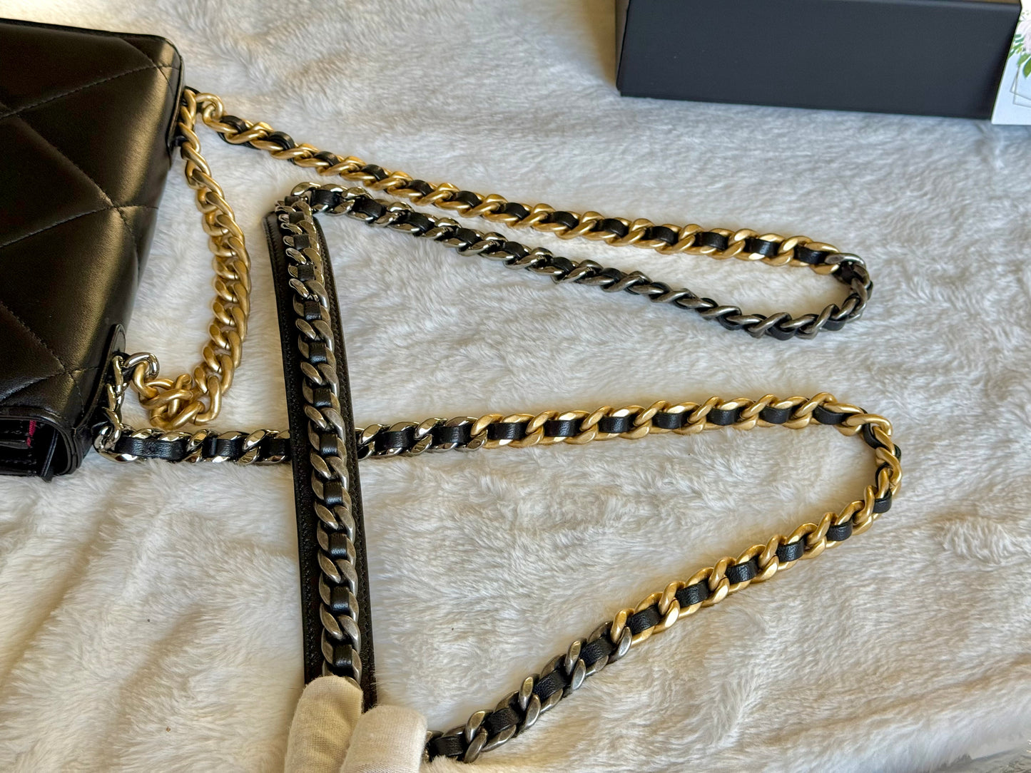 Chanel 23C Wallet on Chain 19 Black Lambskin Mixed HW