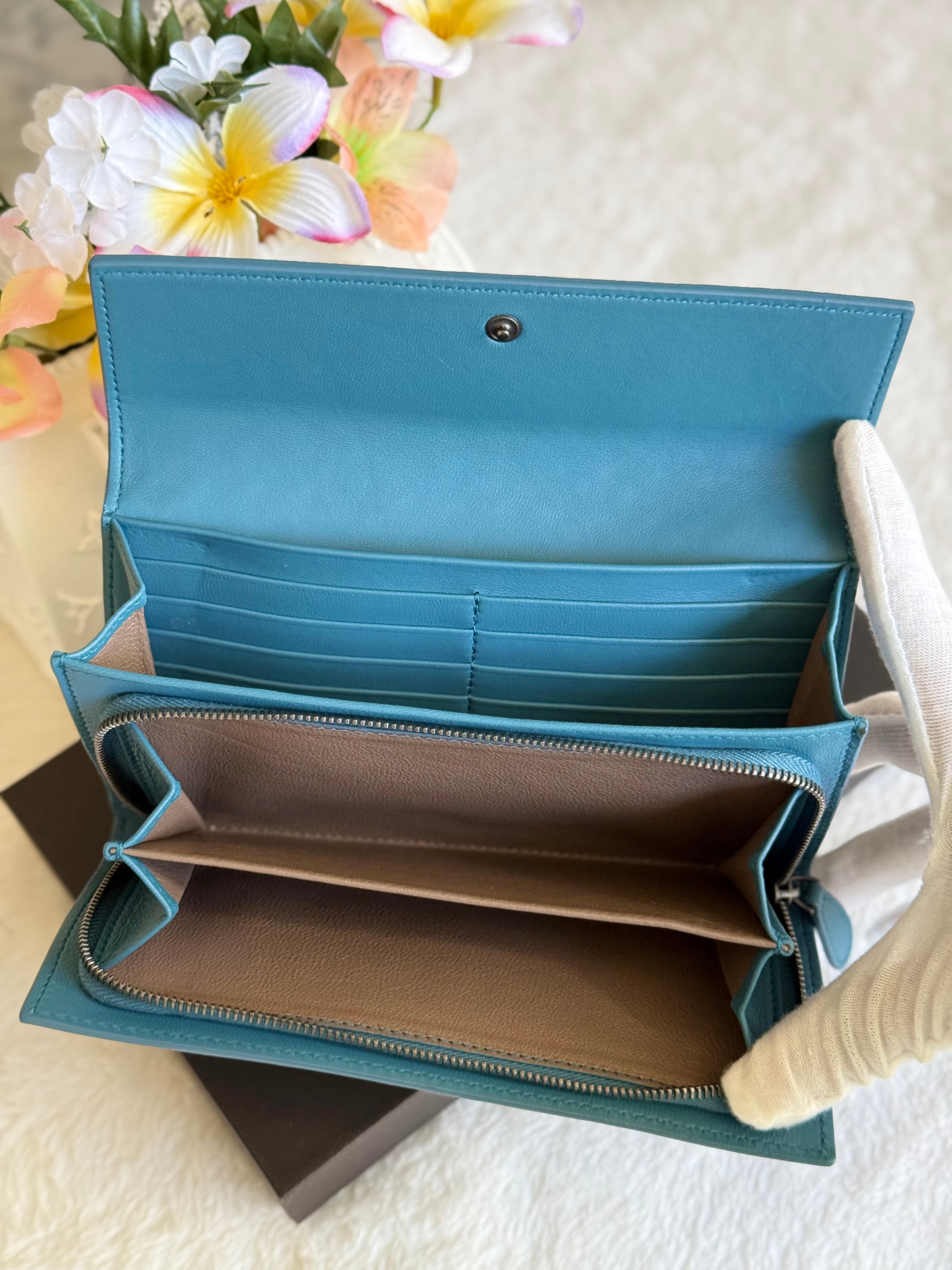 BOTTEGA VENETA★Blue Leather Intercciaco Long Wallet REGAL BOTTEGA VENETA INTRECCIATO BLUE LEATHER LONG WALLET