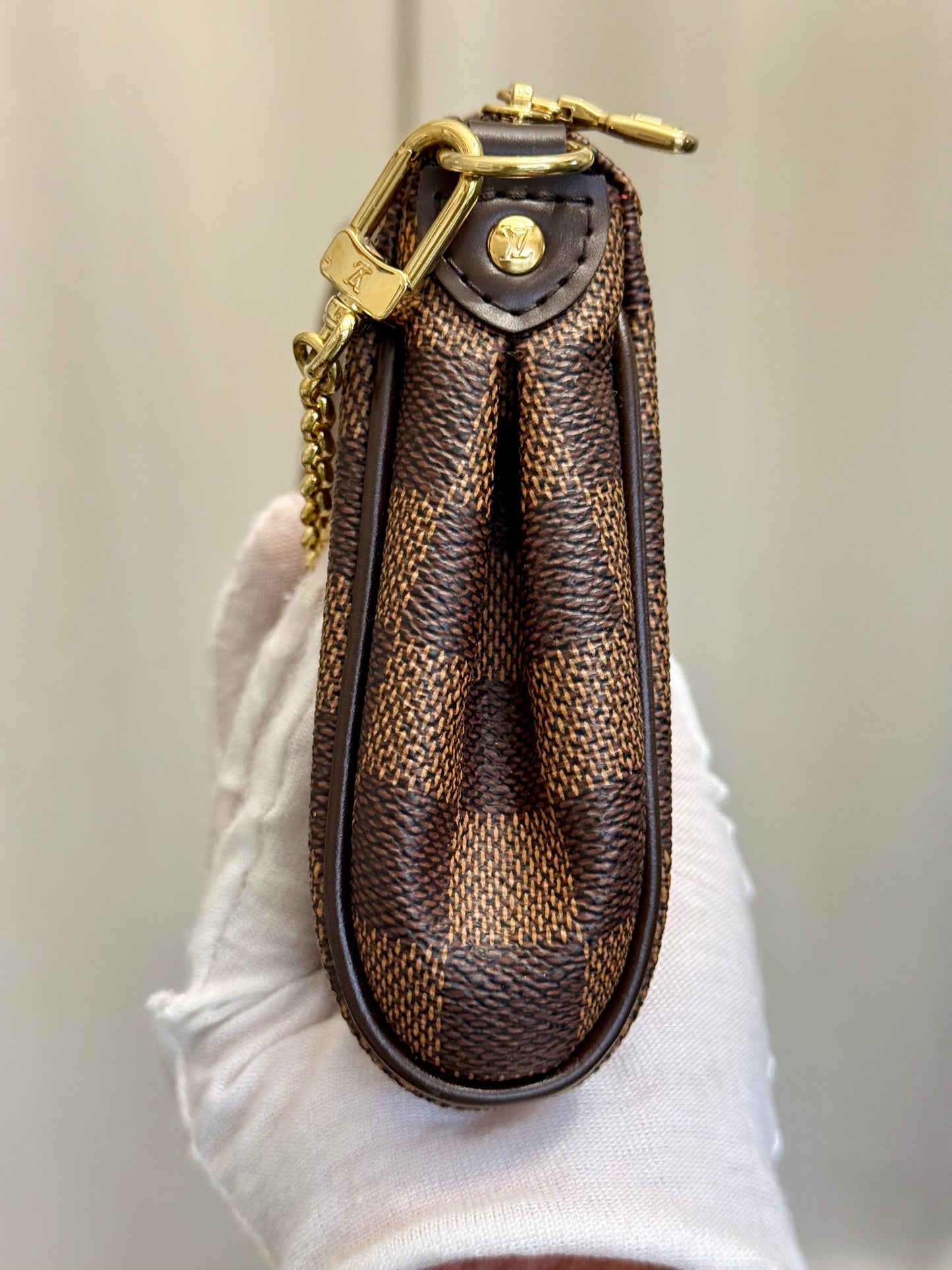 Louis Vuitton Eva Pochette Damier Ebene