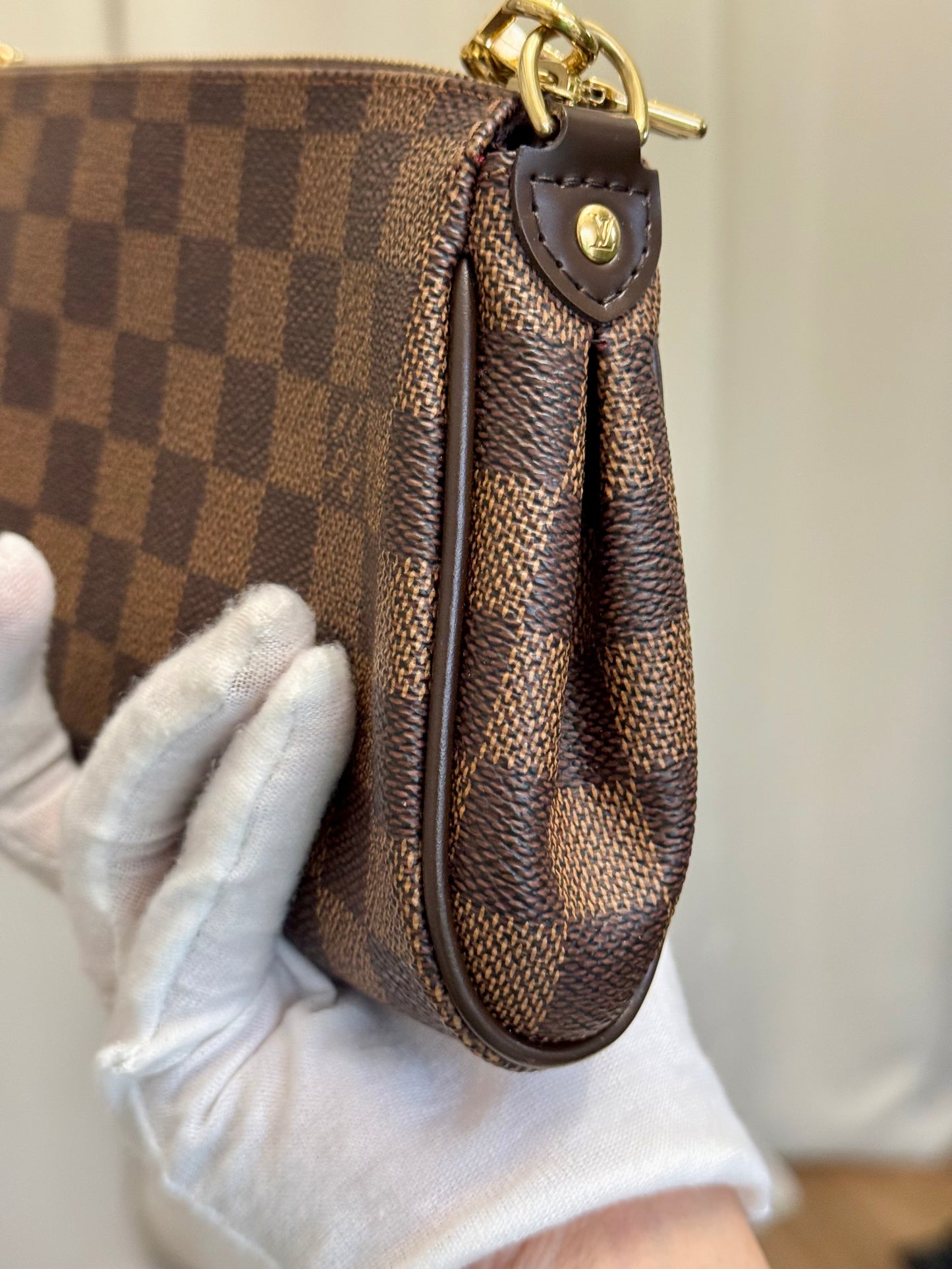 Louis Vuitton Eva Pochette Damier Ebene