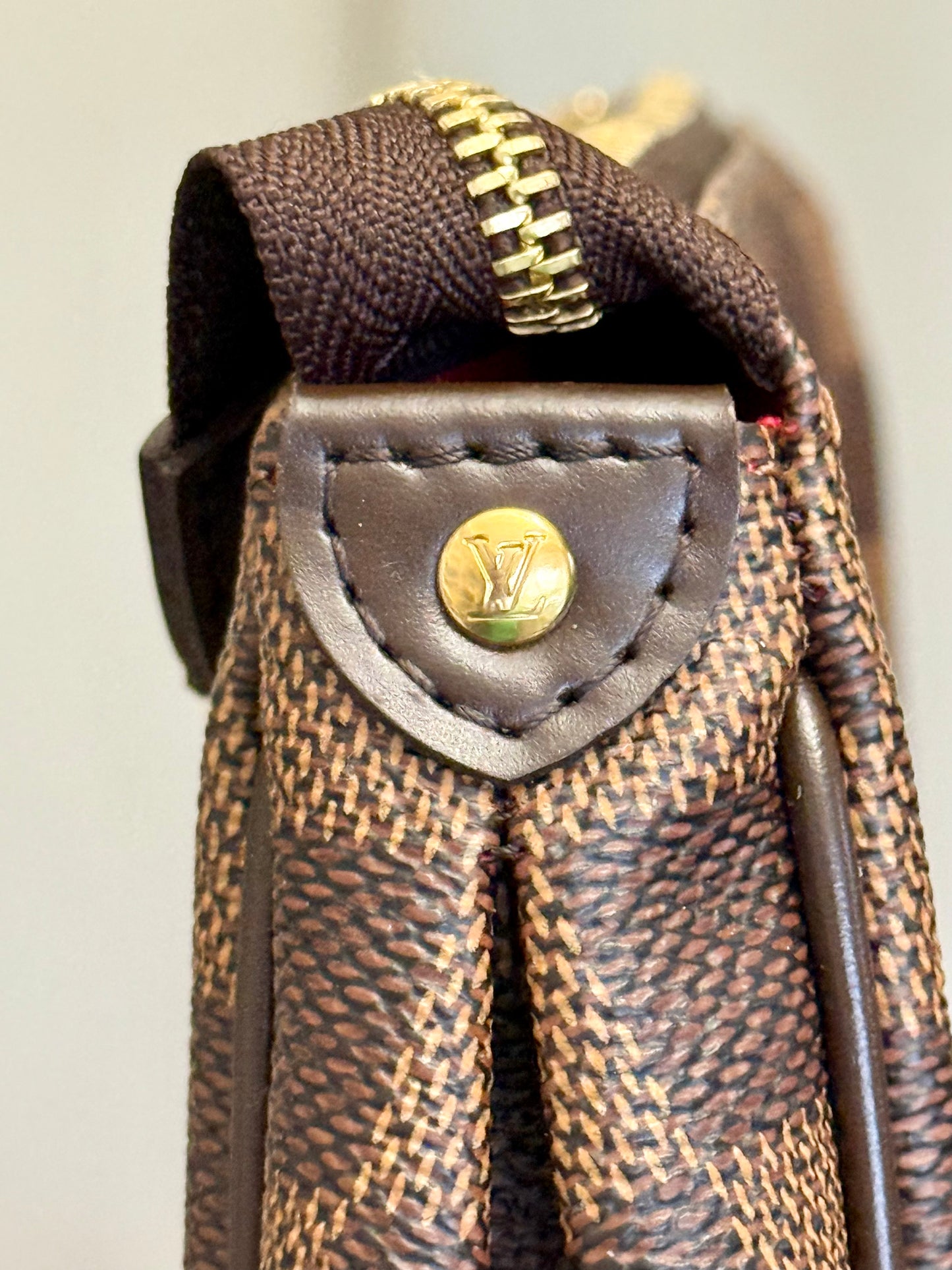 Louis Vuitton Eva Pochette Damier Ebene