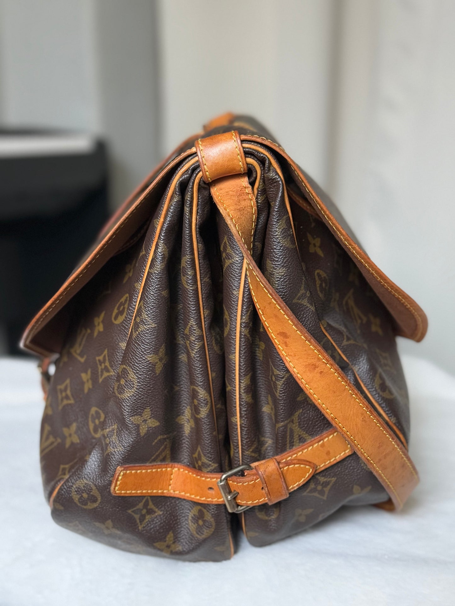 Louis Vuitton Vintage Saumur 35 Monogram