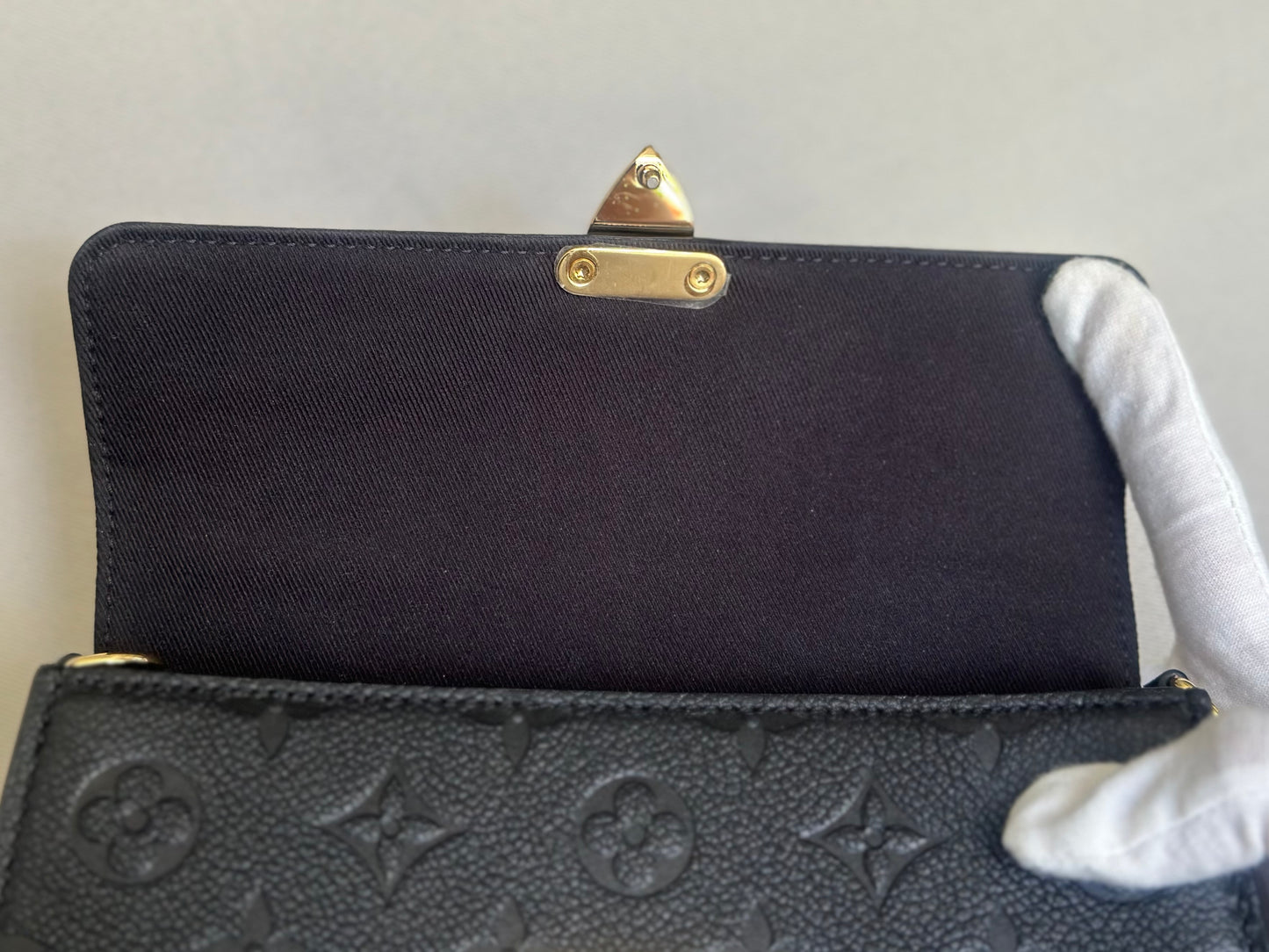 Louis Vuitton Metis Wallet on Chain in Black Mono Empreinte